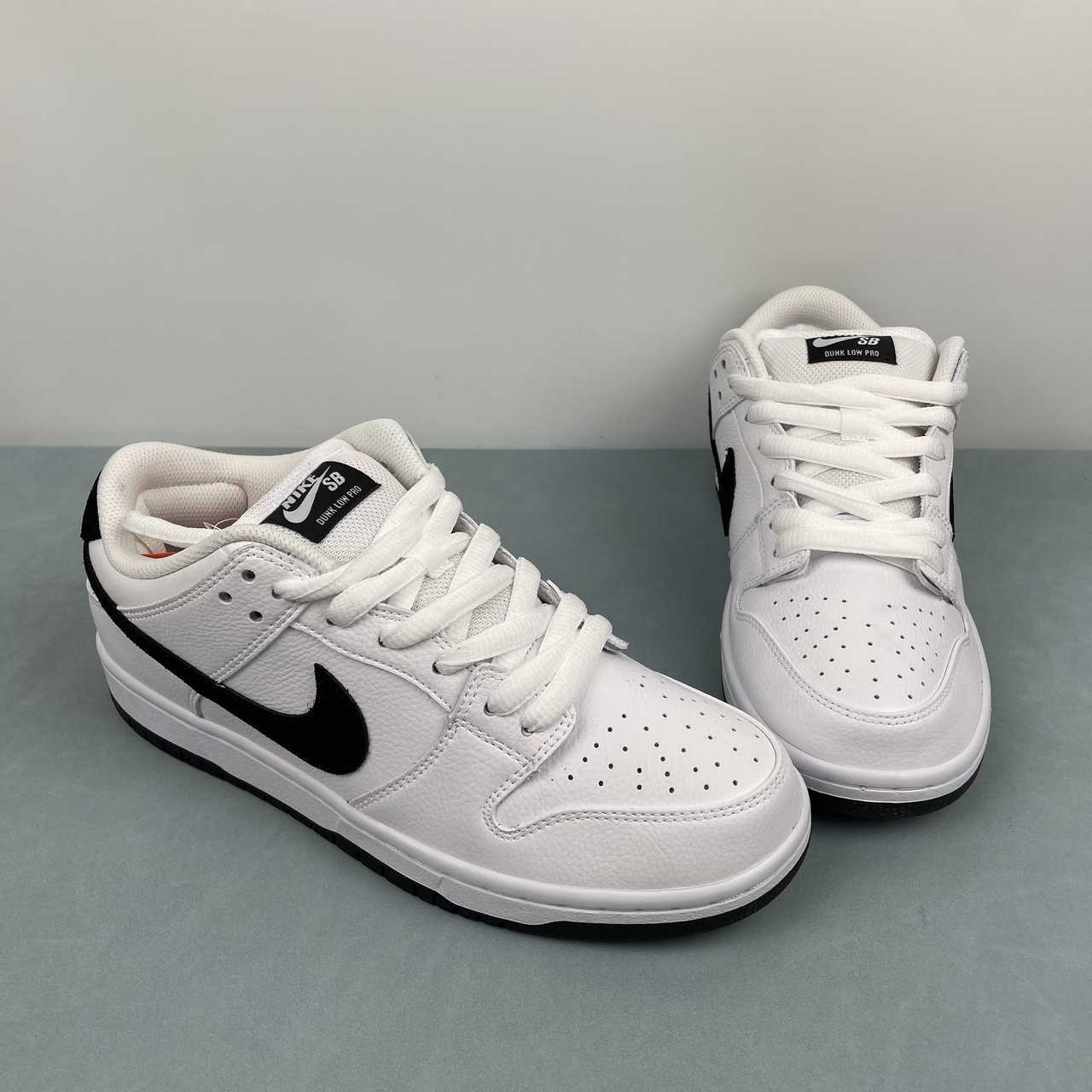 Sapatilhas Nike Dunk Low 1