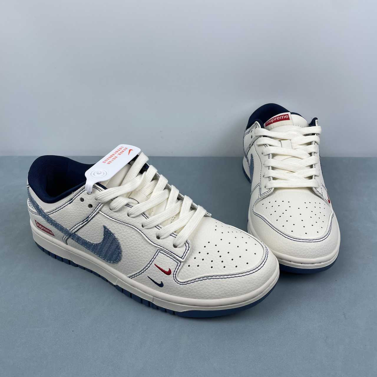 Sapatilhas Nike Dunk Low 1