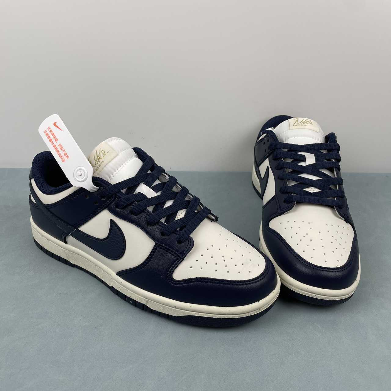 Sapatilhas Nike Dunk Low 1