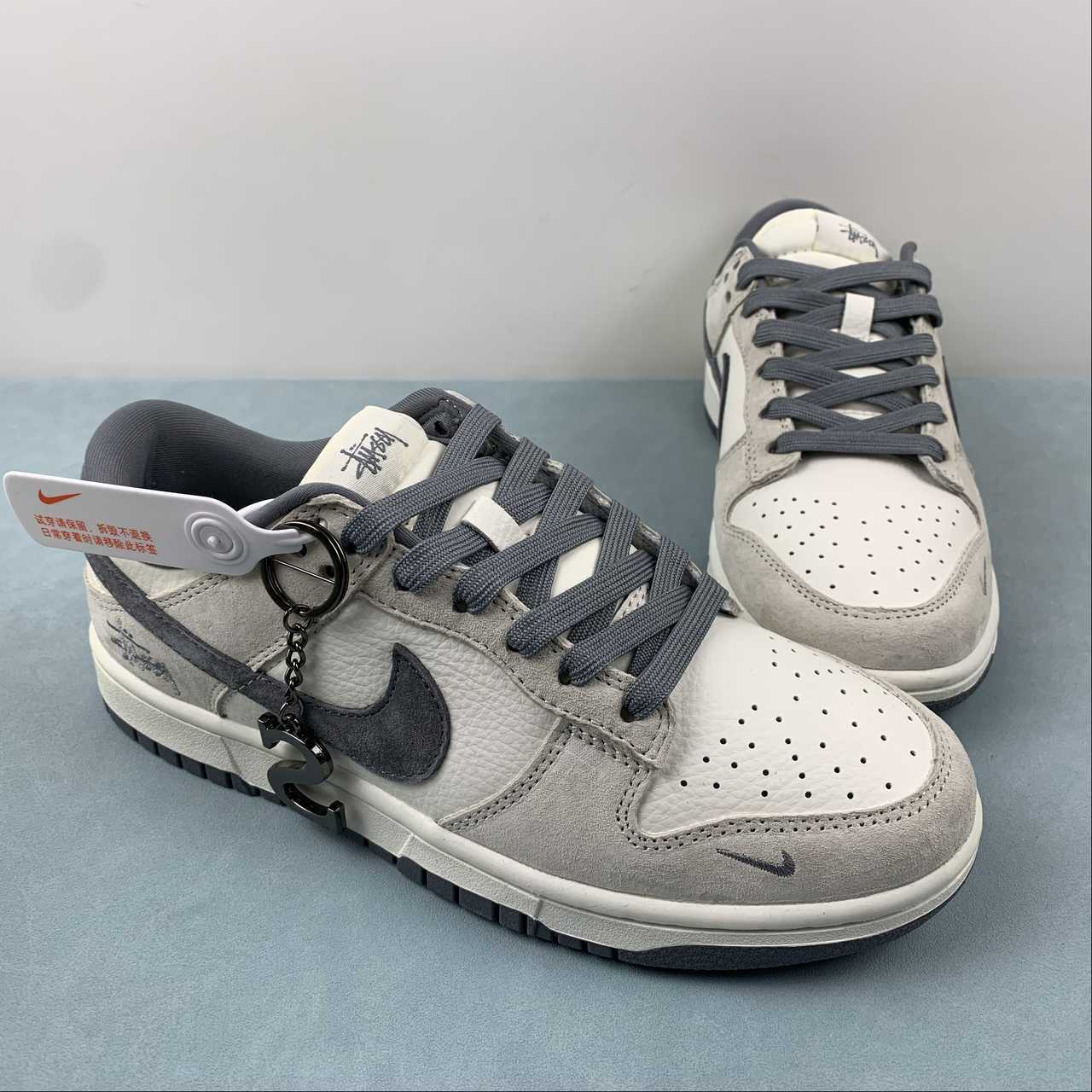 Sapatilhas Nike Dunk Low 1