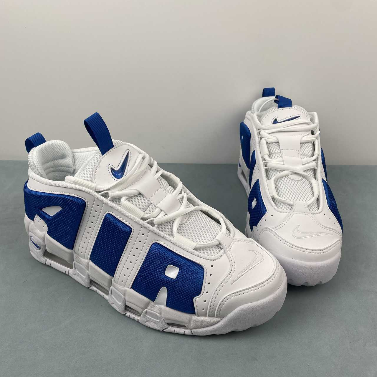 Sapatilhas Nike UpTempo 1