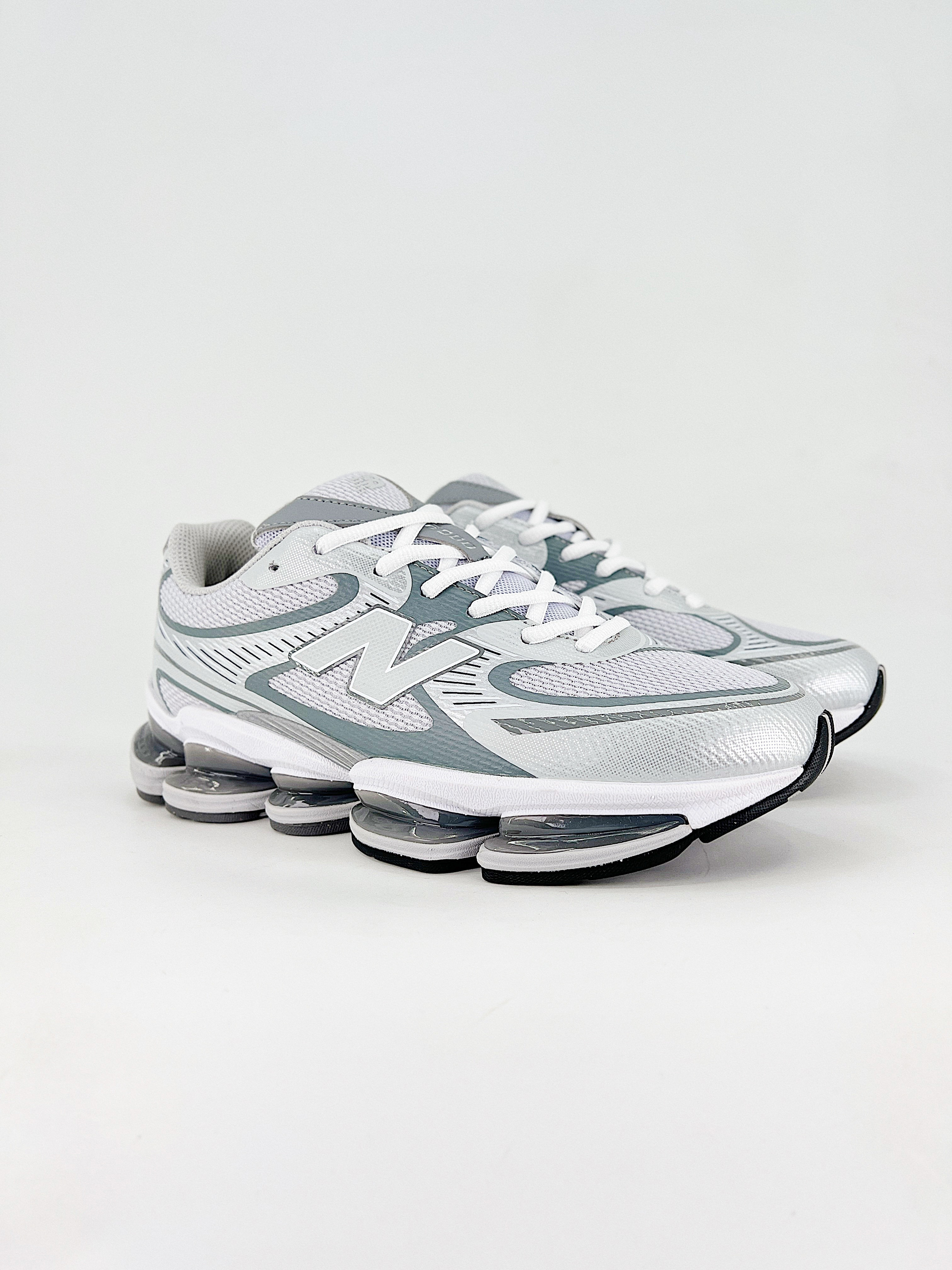 Sapatilhas New Balance 2000 1