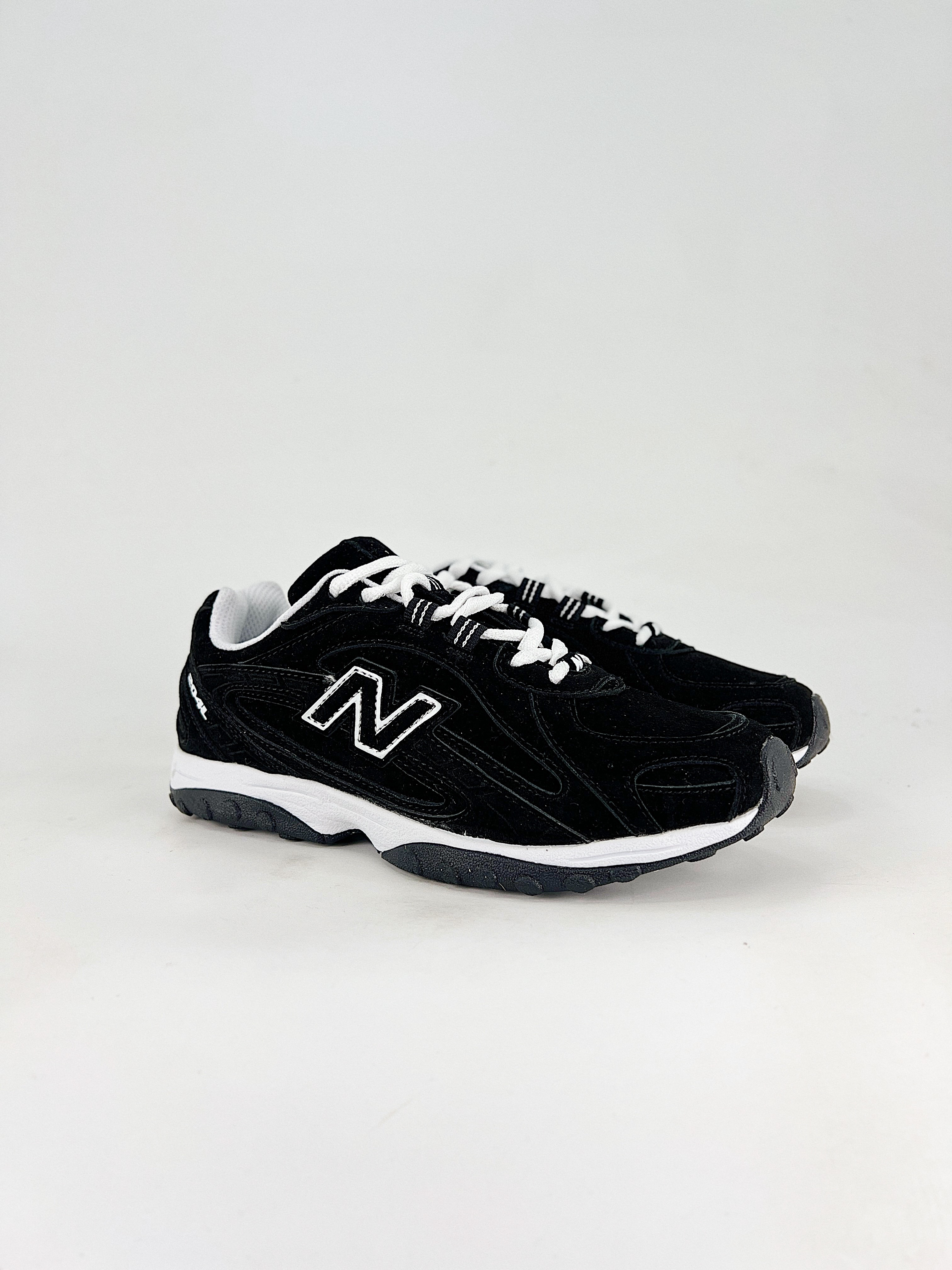 Sapatilhas New Balance 204L 1