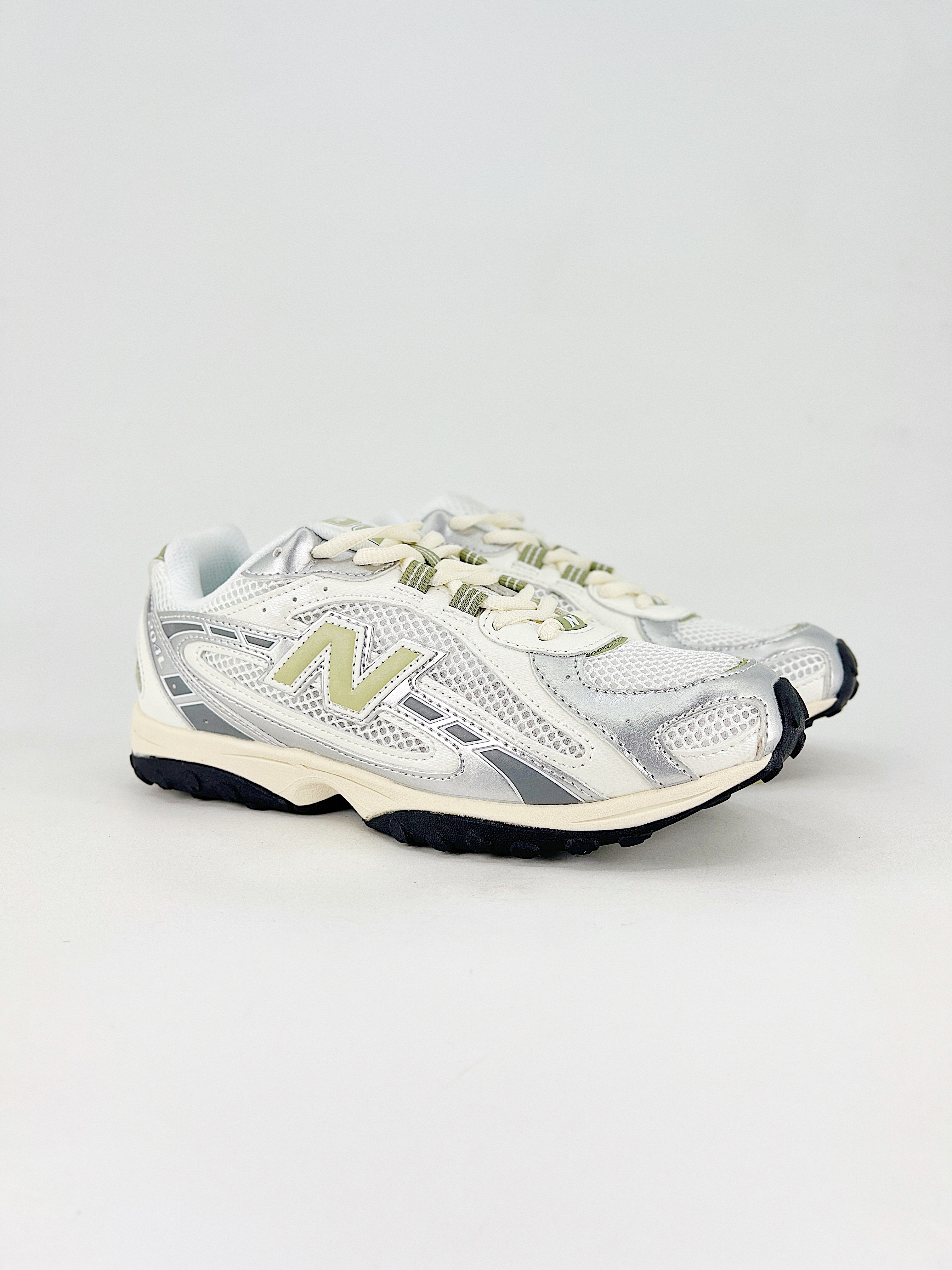 Sapatilhas New Balance 204L 1