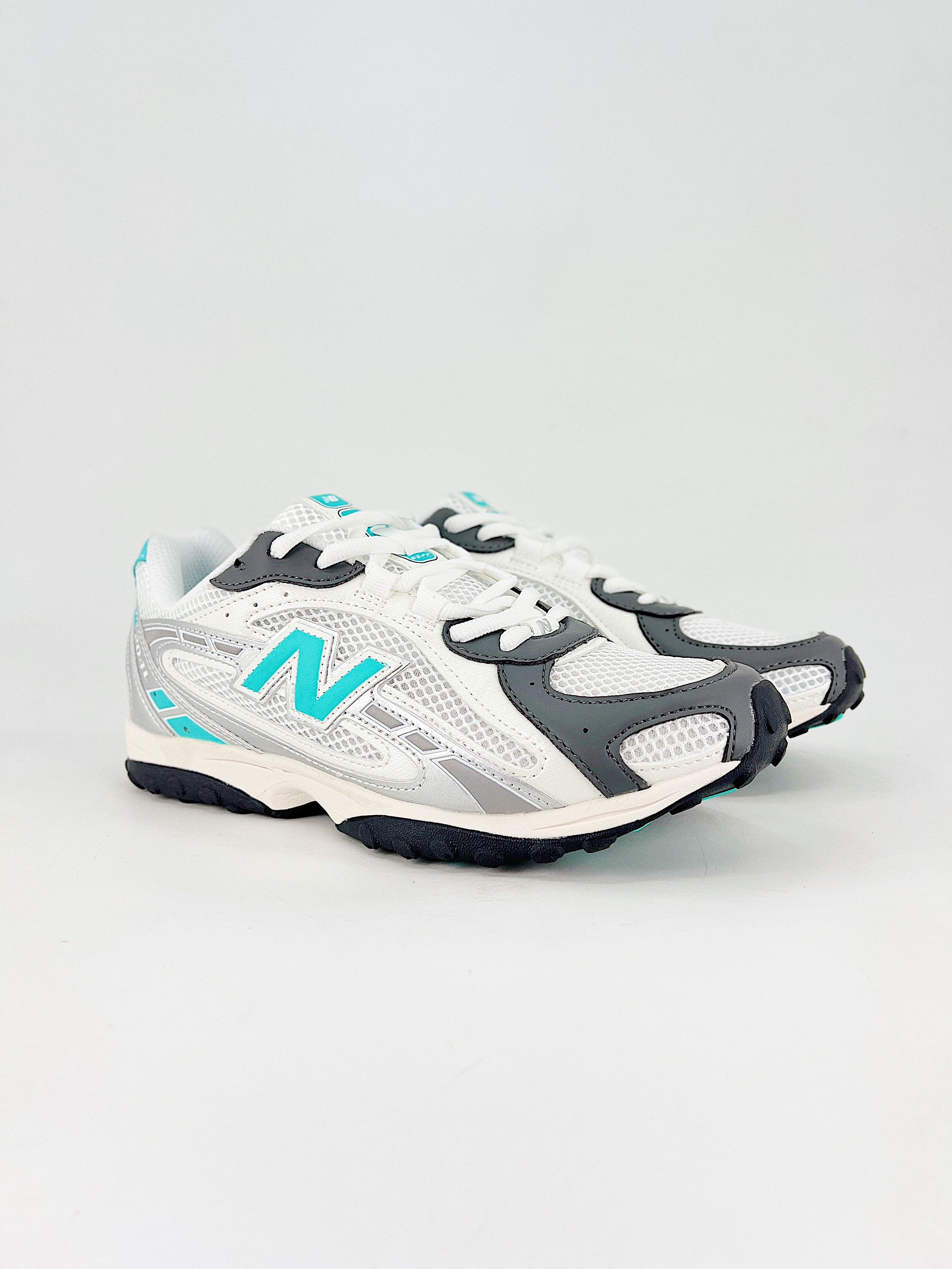 Sapatilhas New Balance 204L 1