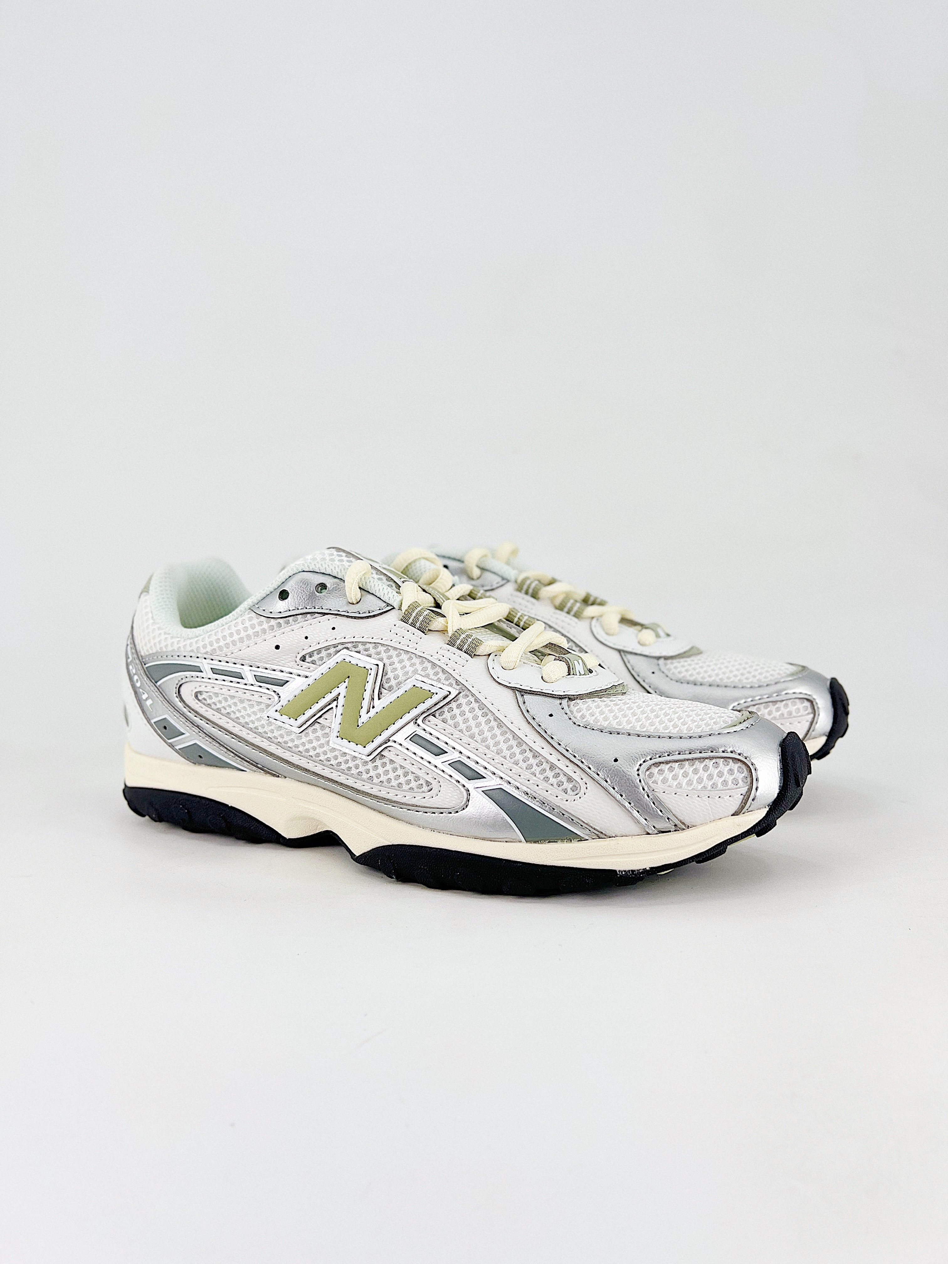Sapatilhas New Balance 204L 1