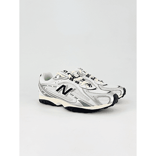 Sapatilhas New Balance 204L