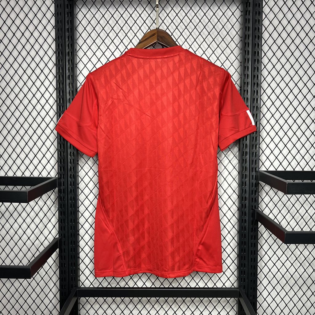 Camisola Retro Liverpool F.C. Principal 2010/11 2