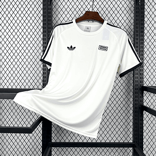 Camisola Adidas Oasis Live '25 Tour
