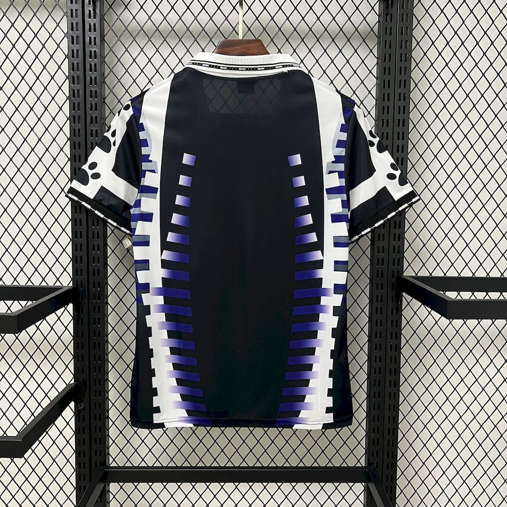 Camisola Retro Real Madrid C.F. Terceira 1997/98 2