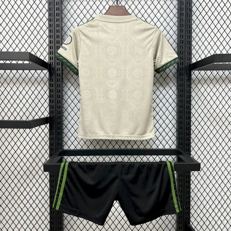 Equipamento Criança F.C. Bayern Munich Oktoberfest 25/26 2