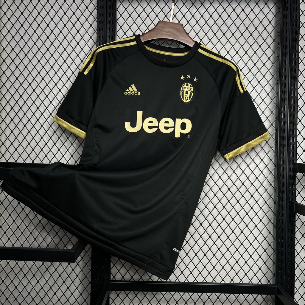 Camisola Retro Juventus F.C. Terceira 2015/16 1