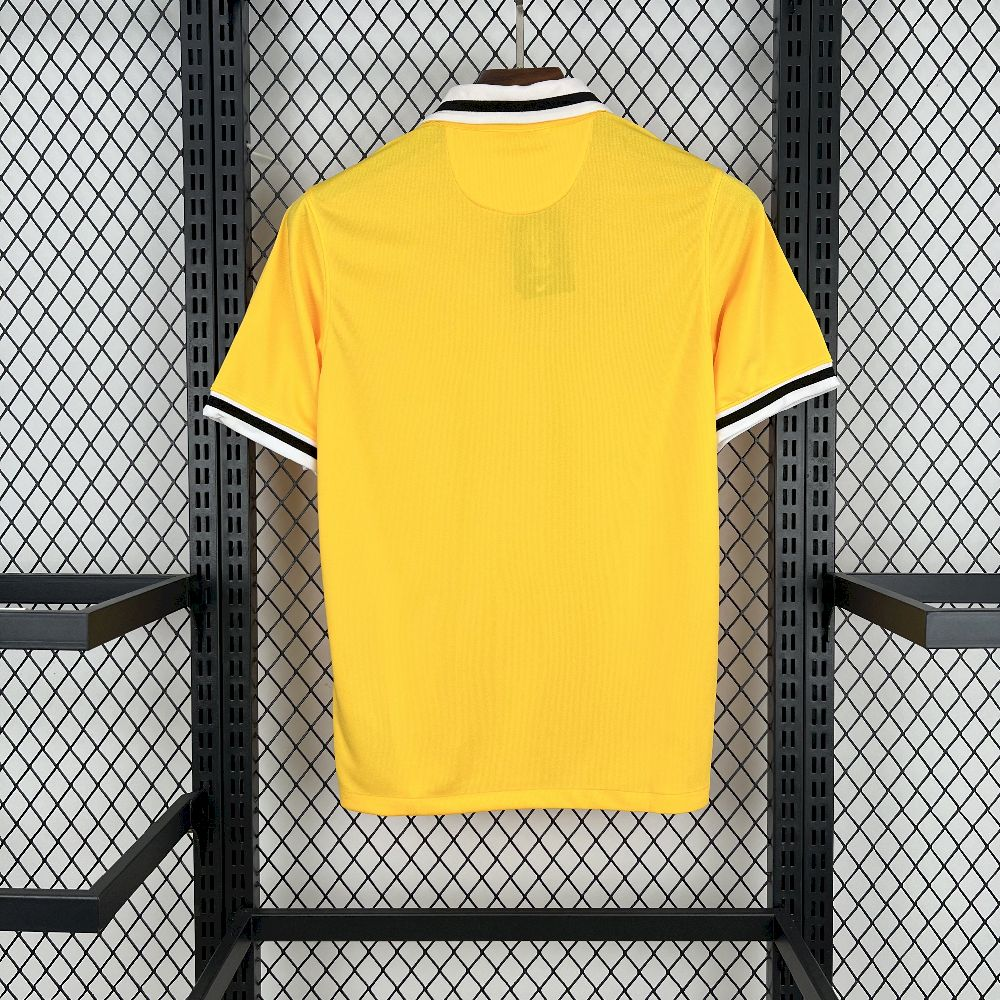 Camisola Retro Juventus F.C. Terceira 2013/14 2