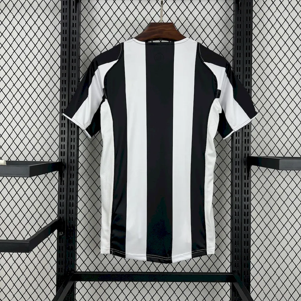 Camisola Retro Juventus F.C. Principal 2004/05 2