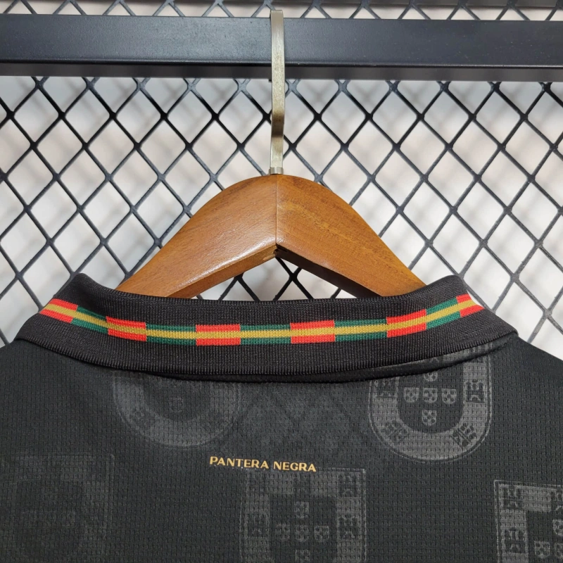 Camisola Portugal Edição Especial Pantera Negra - Versão Feminina 10