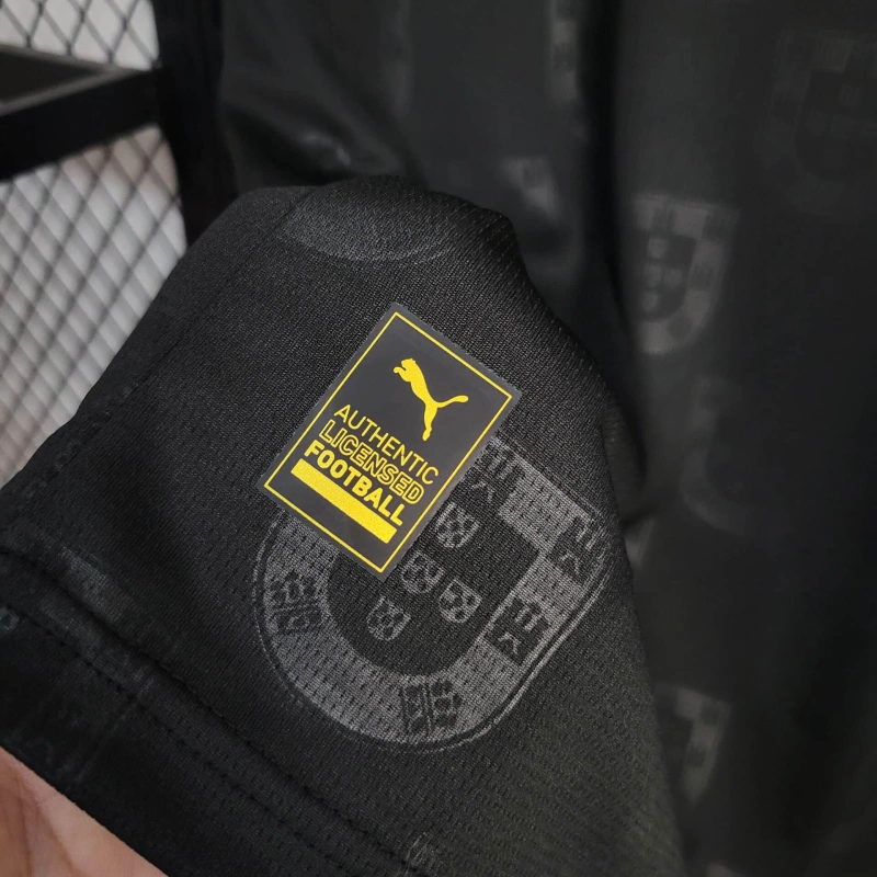 Camisola Portugal Edição Especial Pantera Negra - Manga Comprida 6