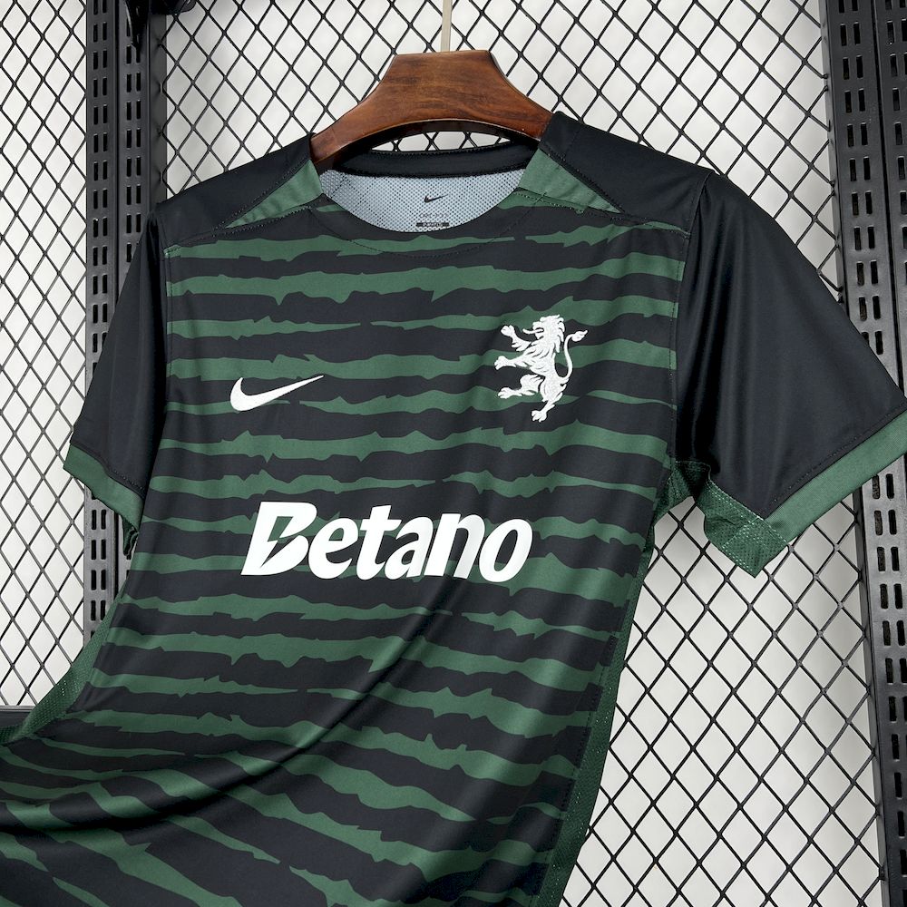 Camisola Sporting C.P. Natal 25/26 3