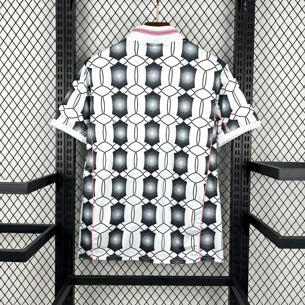 Camisola Juventus F.C. Especial 25/26 2