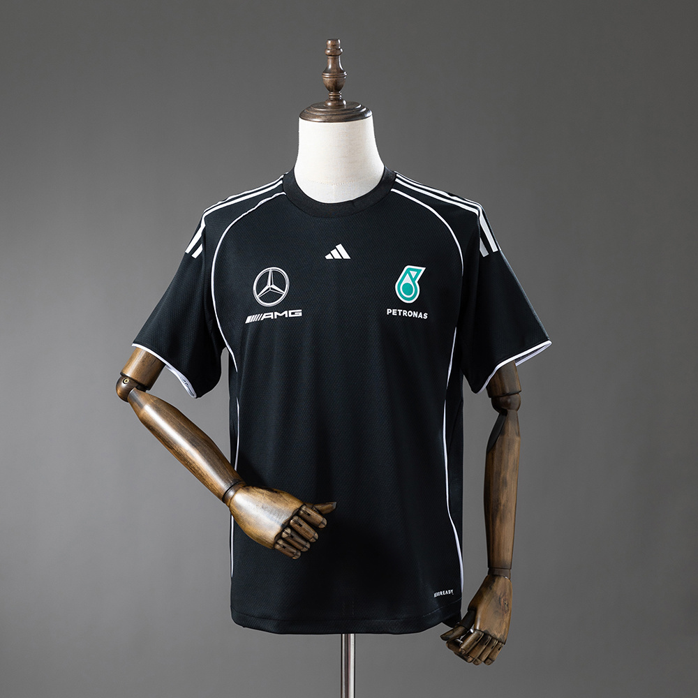 Camisola Mercedes AMG Petronas 2025 1