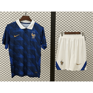 Equipamento Criança França Principal 2026