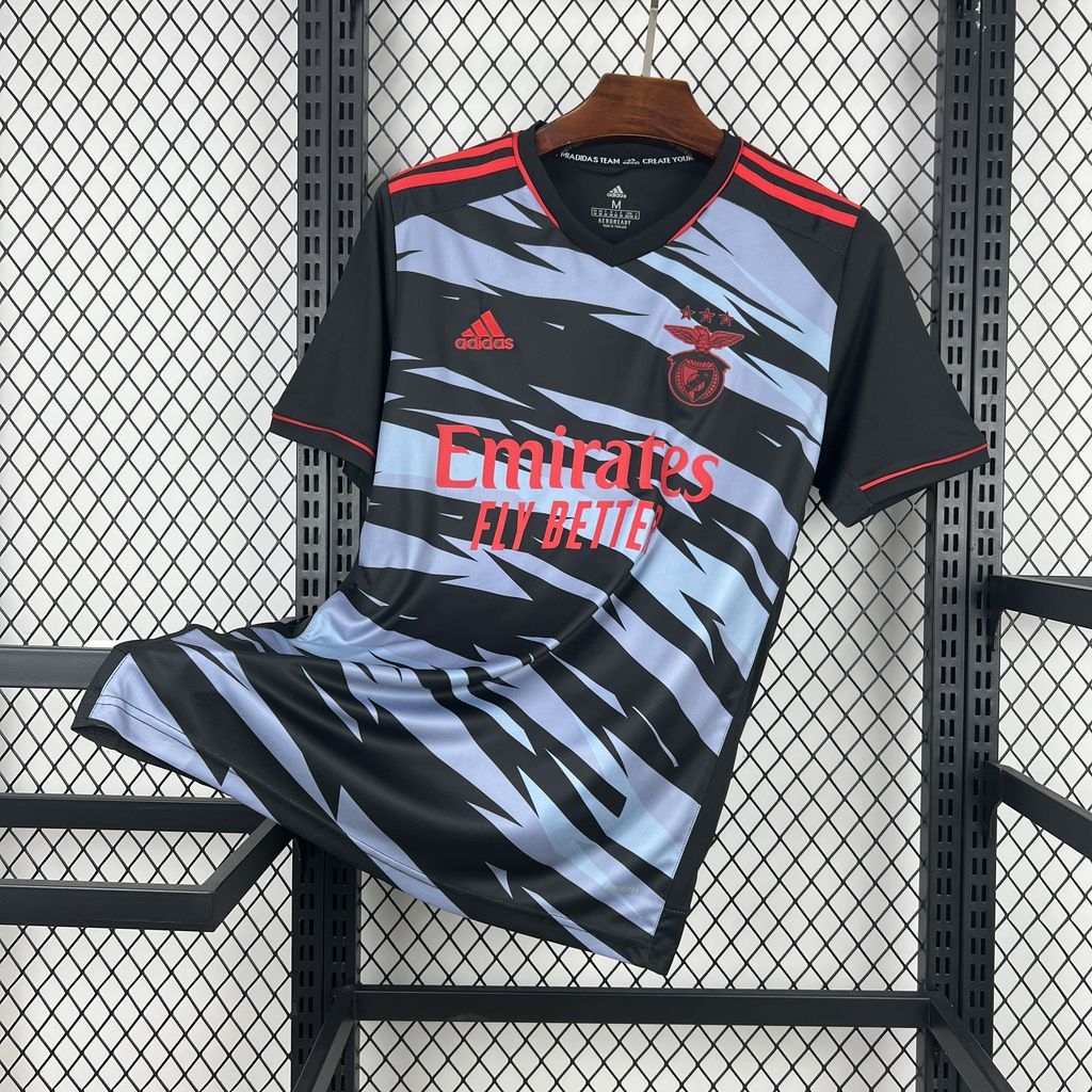Camisola Retro S.L. Benfica Terceira 2021/22 1