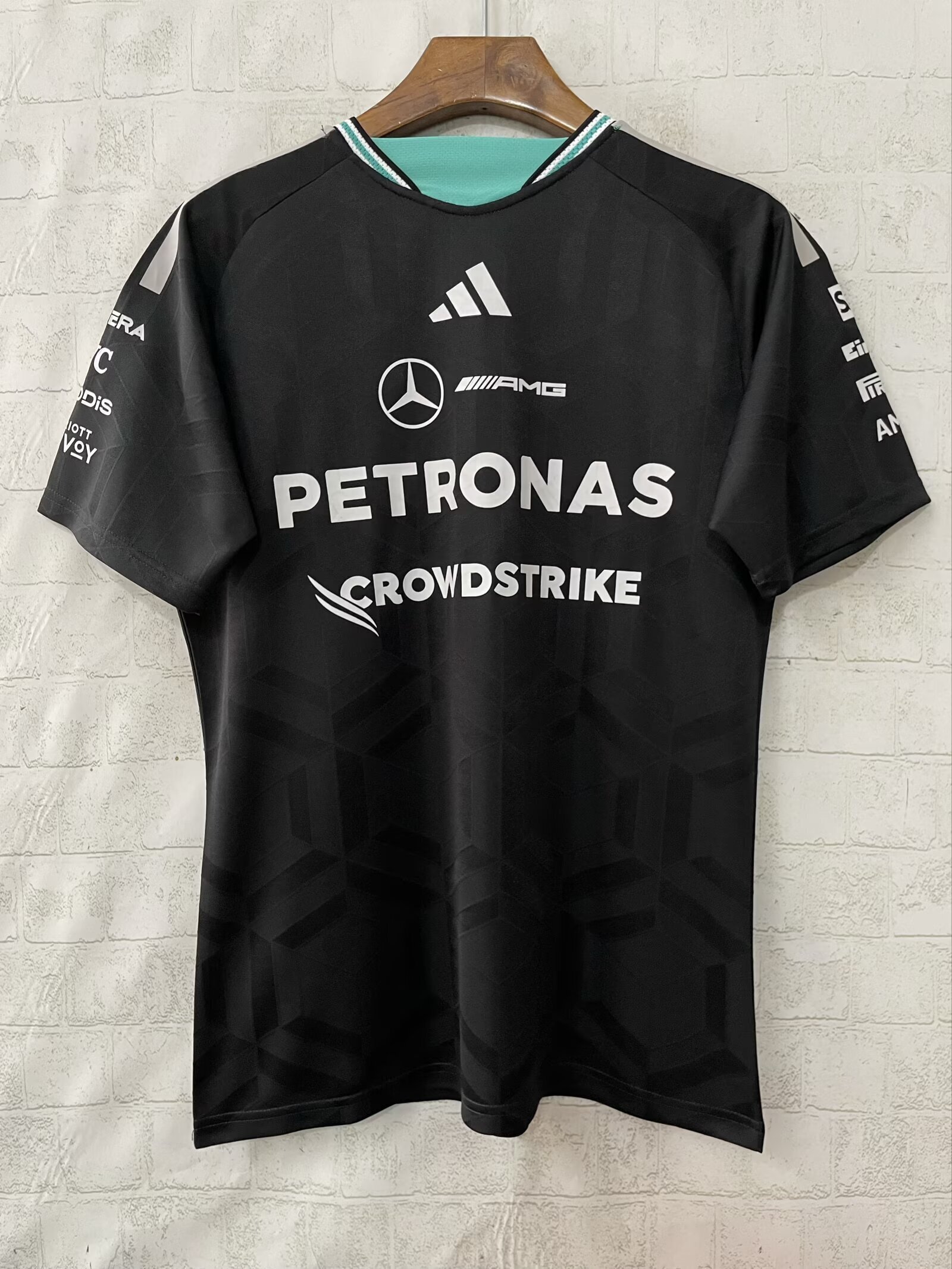 Camisola Mercedes AMG Petronas 2026 2