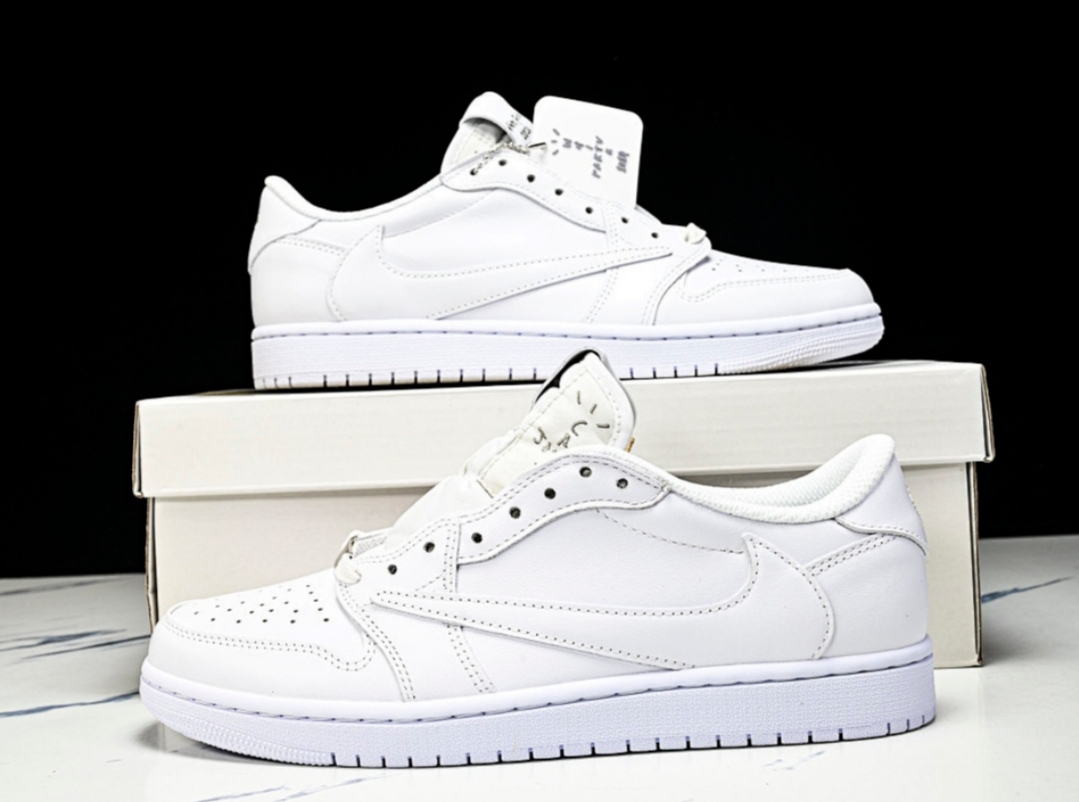 Sapatilhas Nike Dunk Low X Travis Scott 1