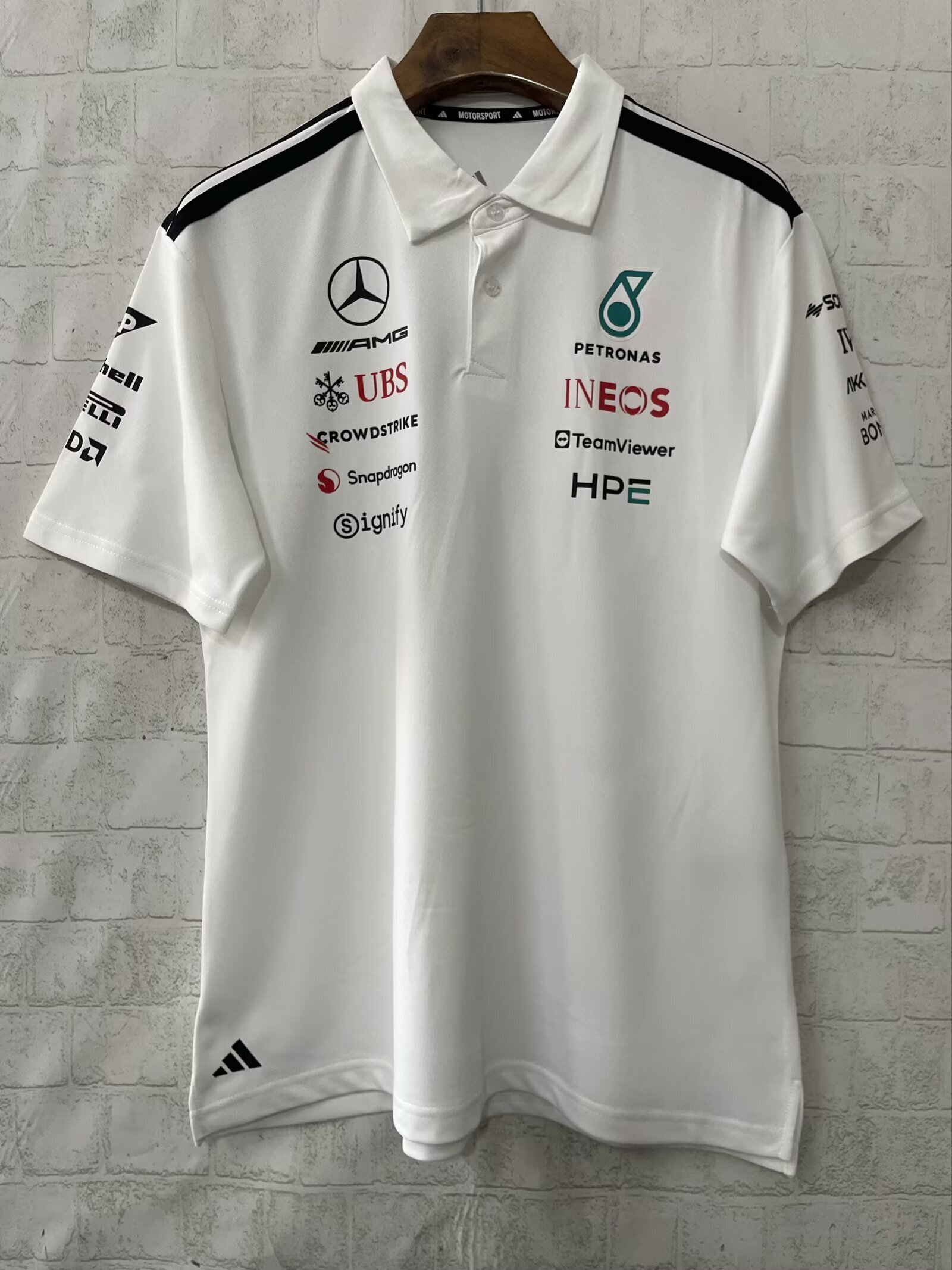 Polo Mercedes AMG Petronas 2026 1