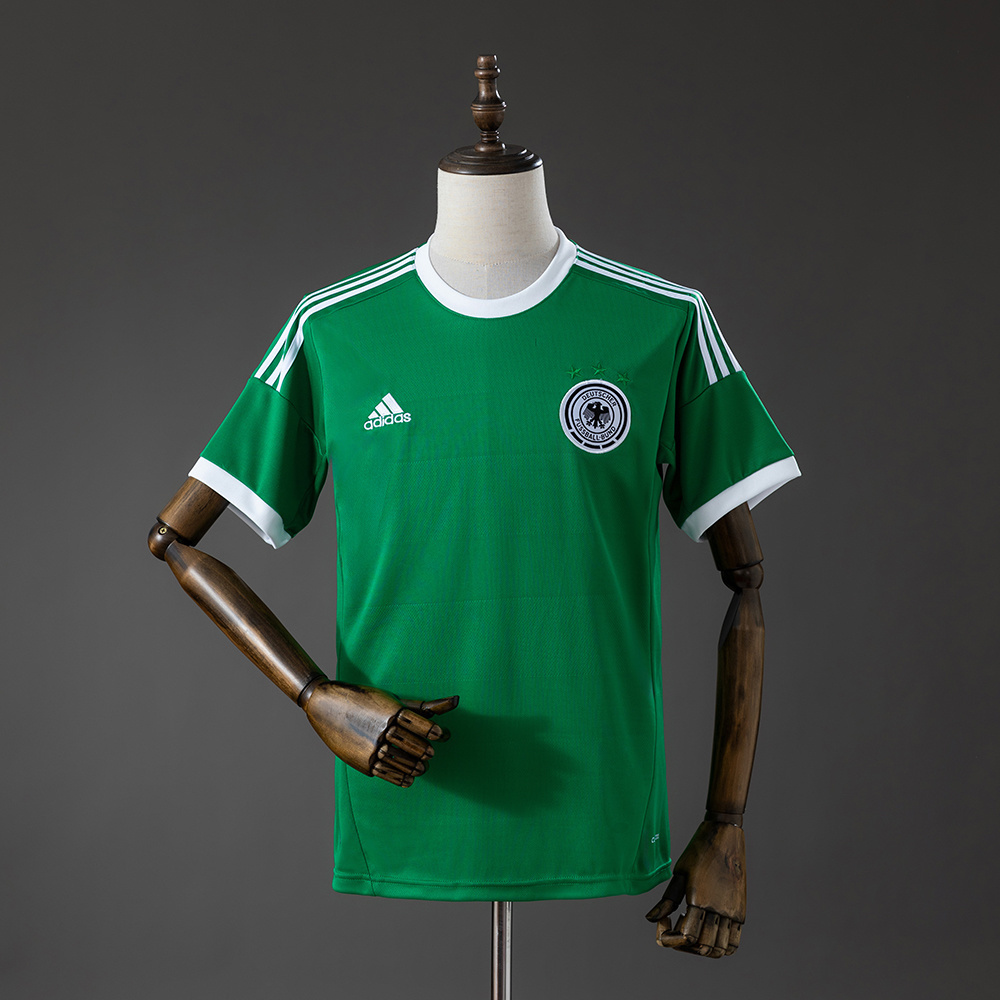 Camisola Retro Alemanha Alternativa 2012 1