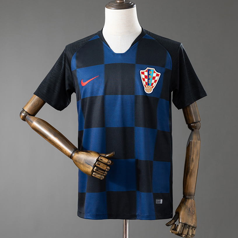 Camisola Retro Croácia Alternativa 2018 1