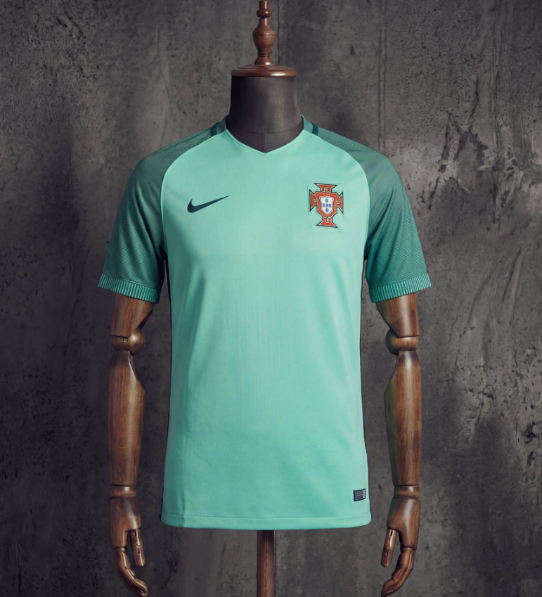 Camisola Retro Portugal Alternativa 2016 1