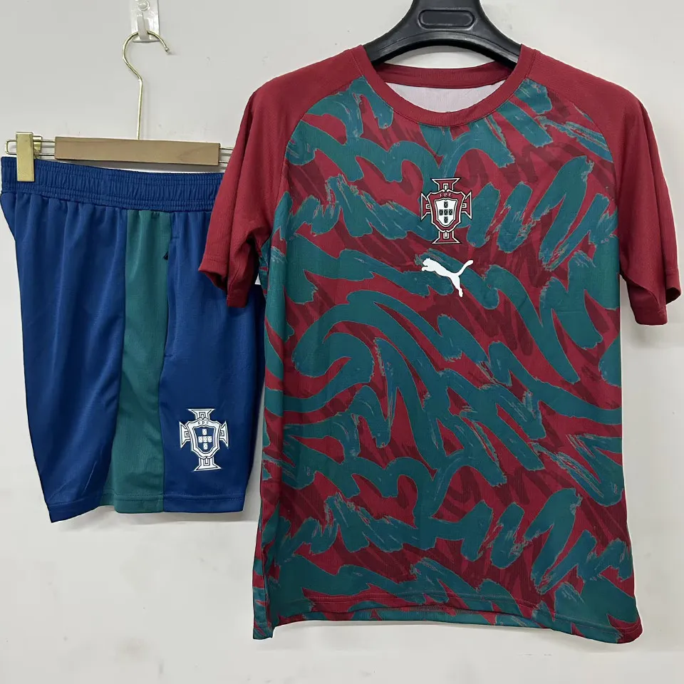 Equipamento Adulto Portugal Aquecimento 2026 1