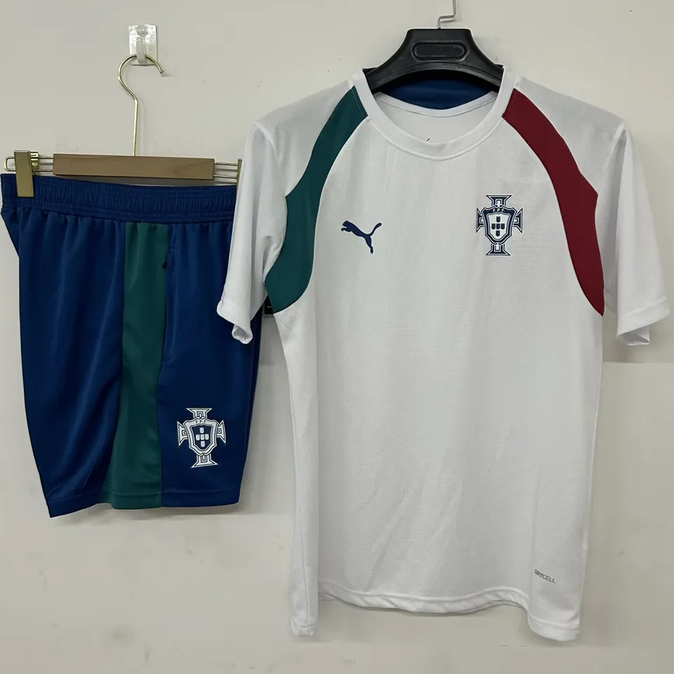 Equipamento Adulto Portugal Treino 2026 1