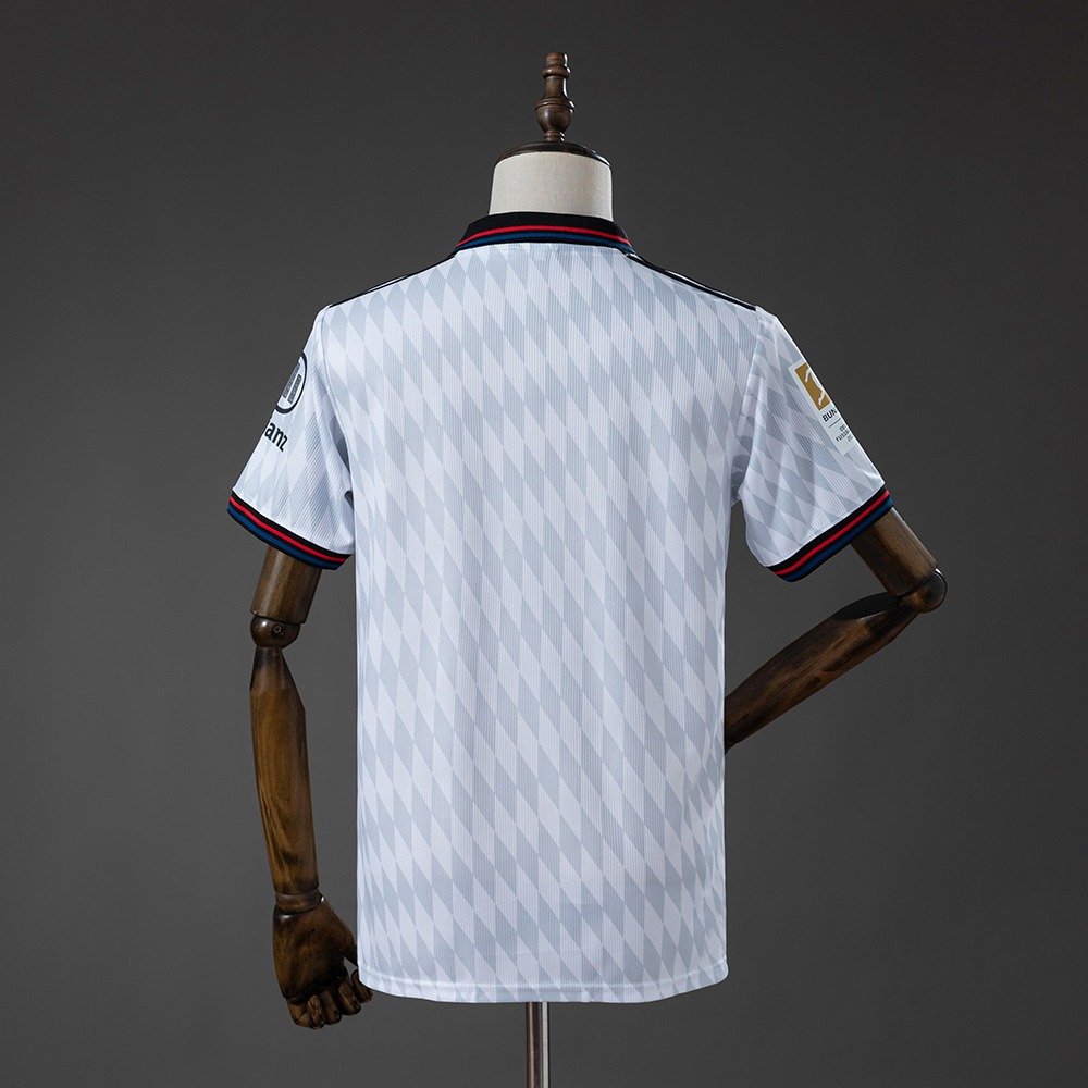 Camisola F.C. Bayern Munich Especial 2026 2