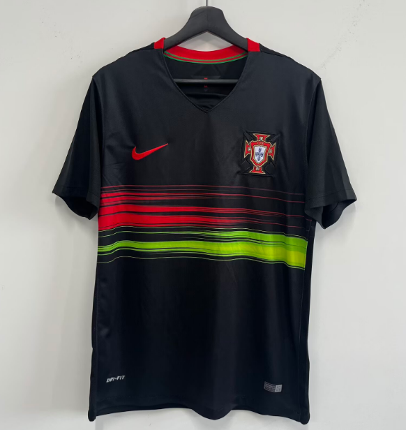 Camisola Retro Portugal Alternativa 2015 1