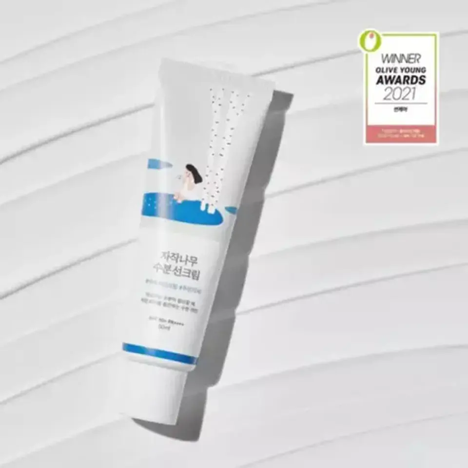 ROUND LAB Birch Moisturizing UV Sunscreen 50ml Calmante Hidratante Para Piel Sensible 10