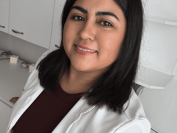 ¿Por qué el retinol con backuchiol está revolucionando el skincare?