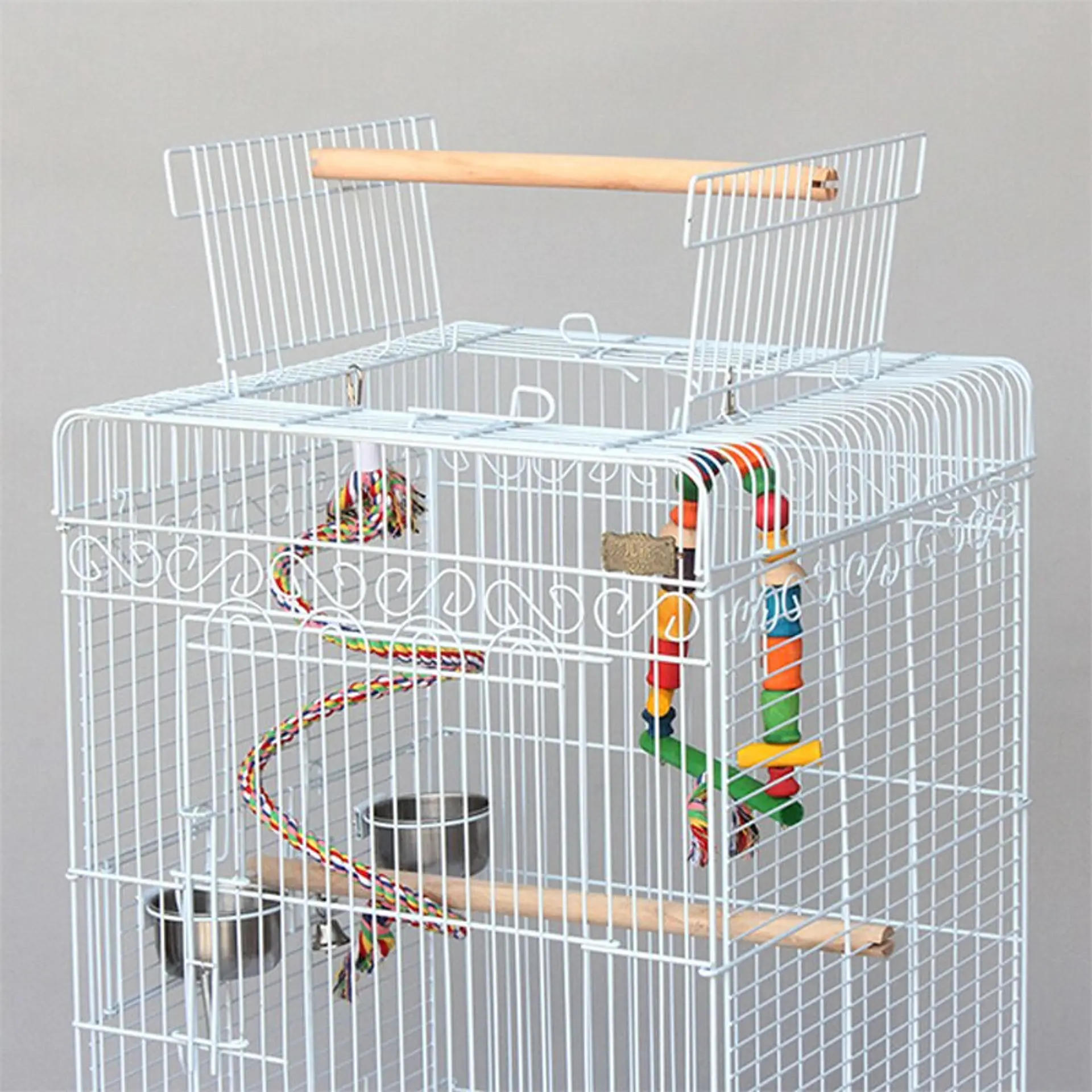 Jaula para aves con ruedas  2