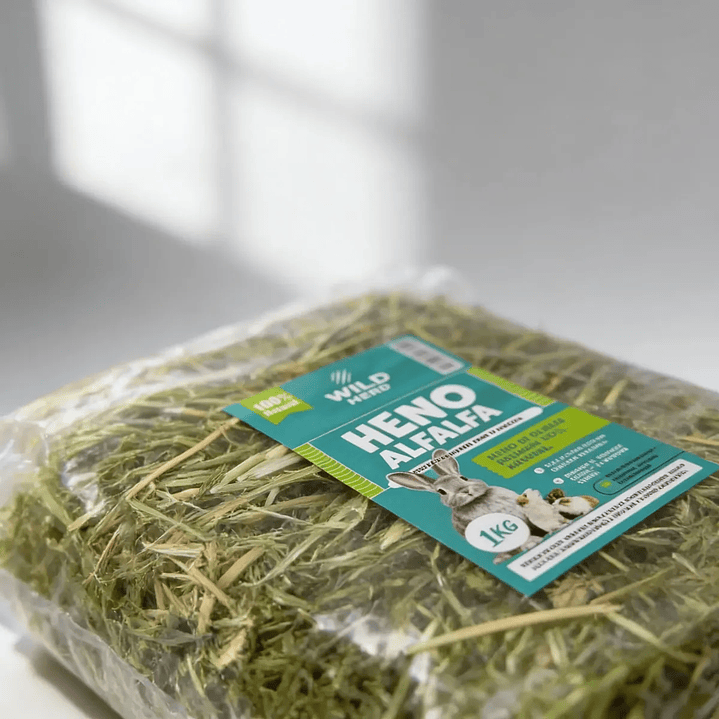 Heno Alfalfa Premium Wild Herd 1kg 2
