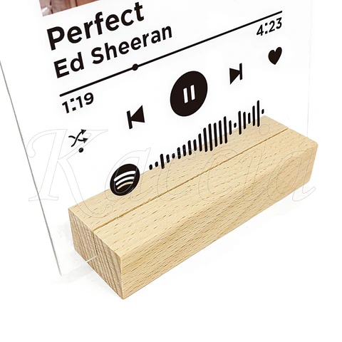 Suporte em Madeira para Placa Spotify
