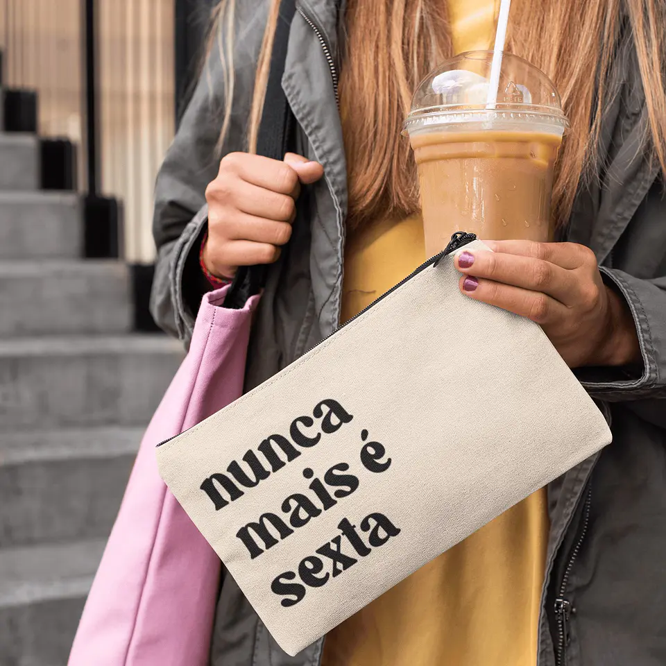 Nécessaire / Estojo Nunca Mais É Sexta 6
