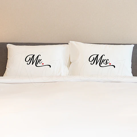 Conjunto de Fronhas Personalizadas Mr & Mrs