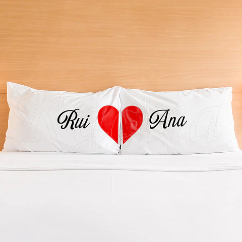 Conjunto de Fronhas Personalizadas Nomes Coração