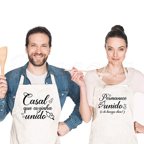 Conjunto de Aventais Casal que Cozinha Unido
