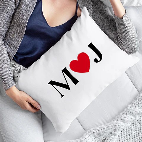Fronha Personalizada Iniciais Love