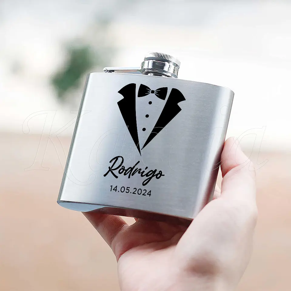 Garrafa de Bolso Personalizada Fato Nome 4
