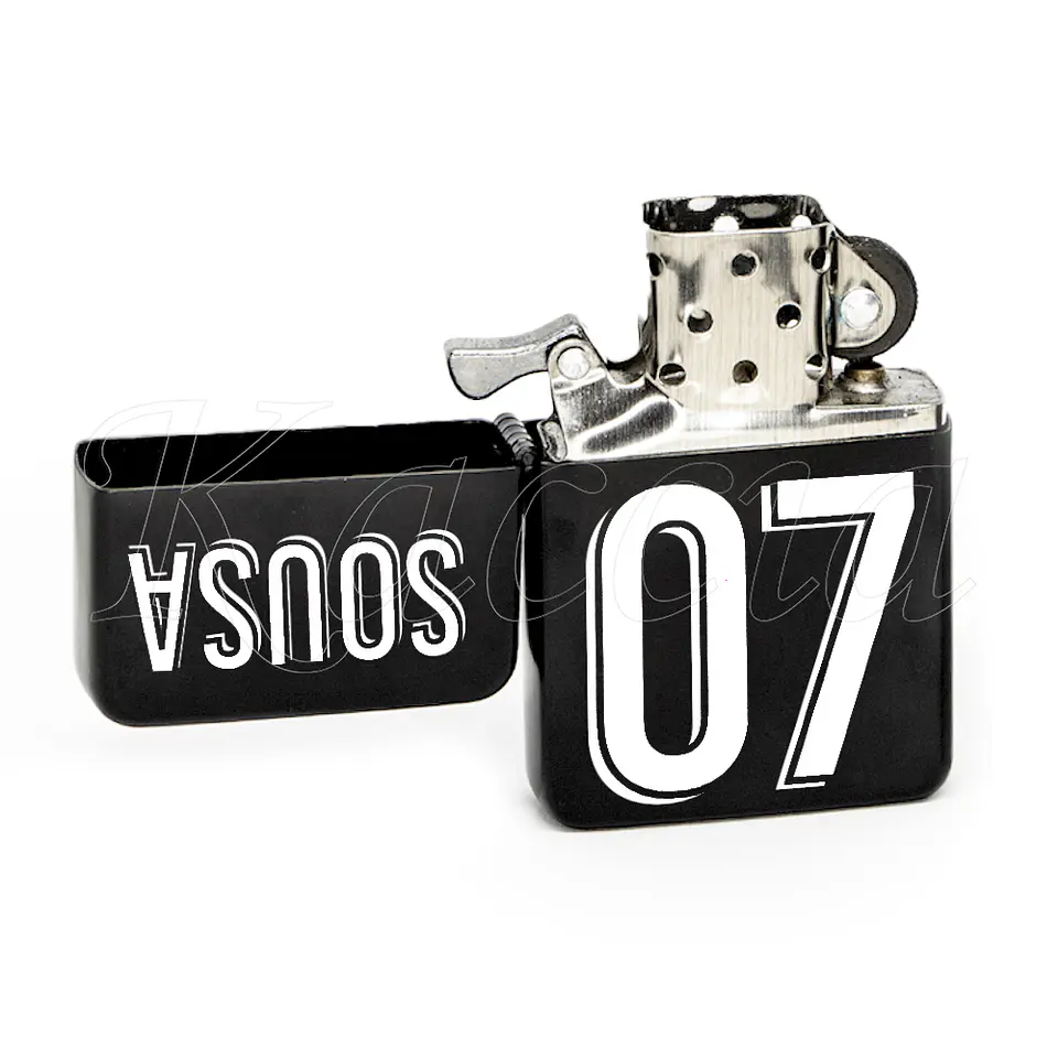 Isqueiro Preto Personalizado Futebol Nome e Número 2