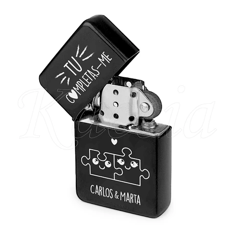 Isqueiro Preto Personalizado Tu Completas-me Puzzle com Nomes