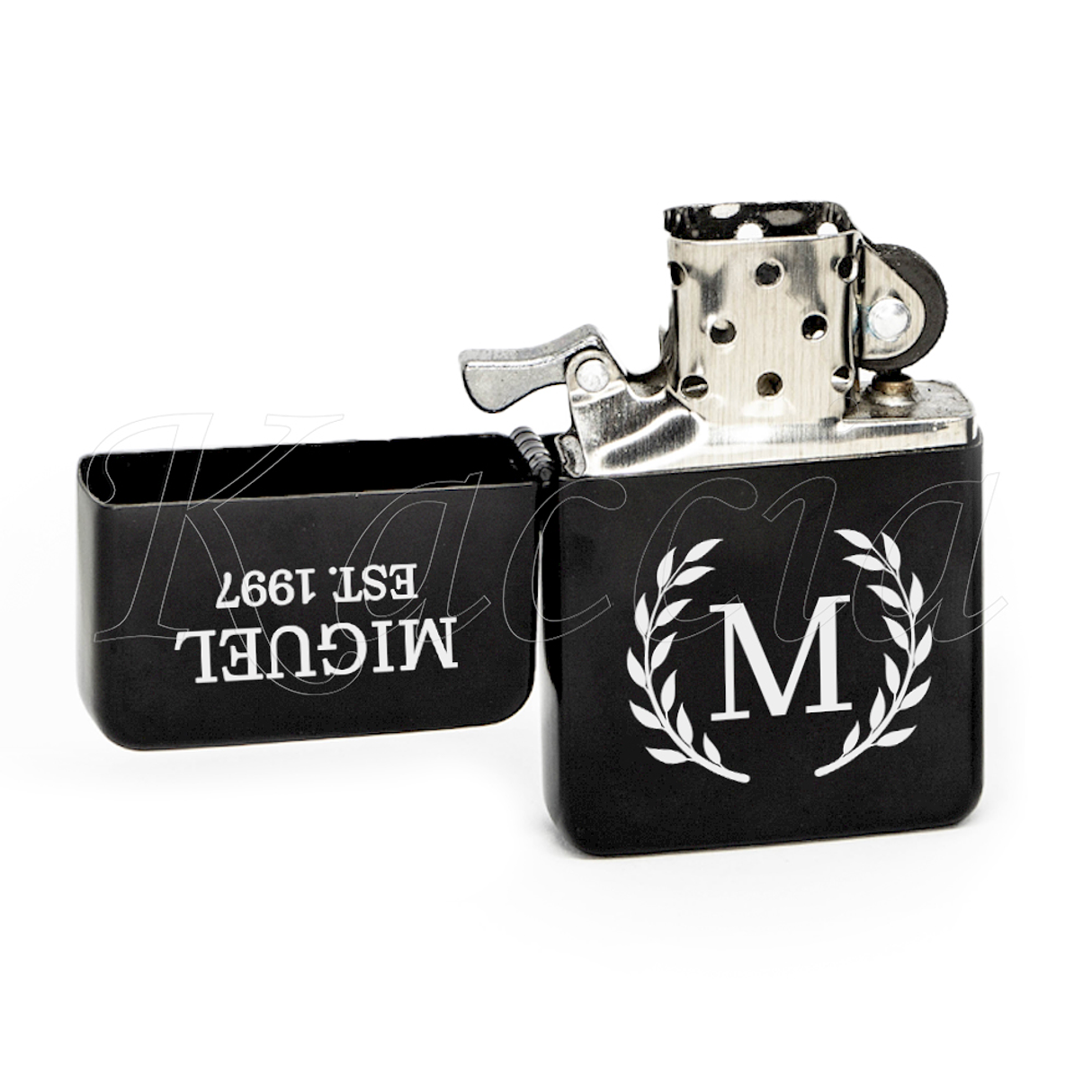 Isqueiro Preto Personalizado com Inicial 3