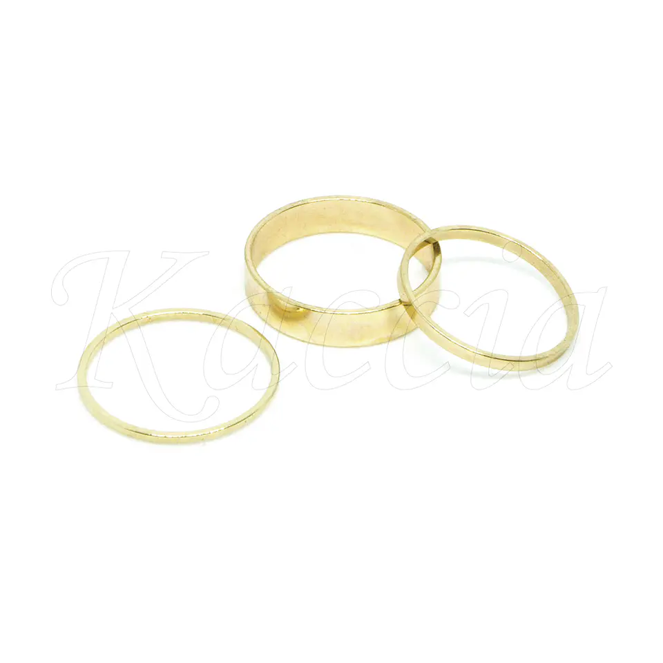 Conjunto de Anéis em Aço Dourados 2